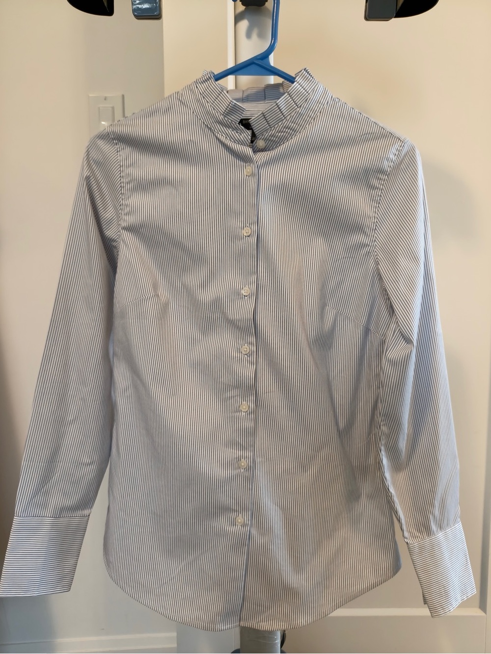 Banana Republic Blue Pinstriped Mandarin-Collar Women's Shirt